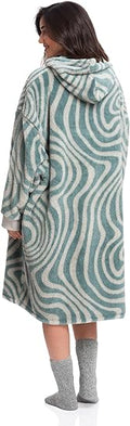Warm Embrace Sherpa Hoodie Wearable Blanket - The Ultimate Women's Winter Loungewear